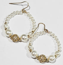 Glitzy Gold-Filled Center Stage Pearl Hoop Earrings