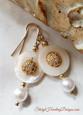 Pretty Girl Pearl Earrings