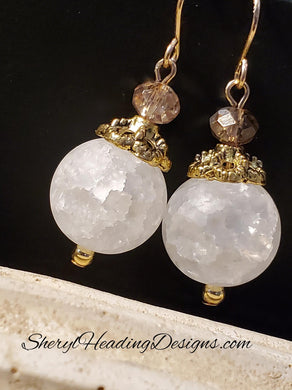 Marbleous Vintage White Round Dangle Earrings